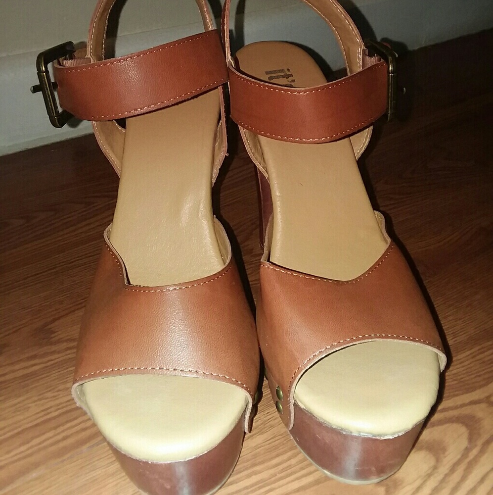 Brown heels